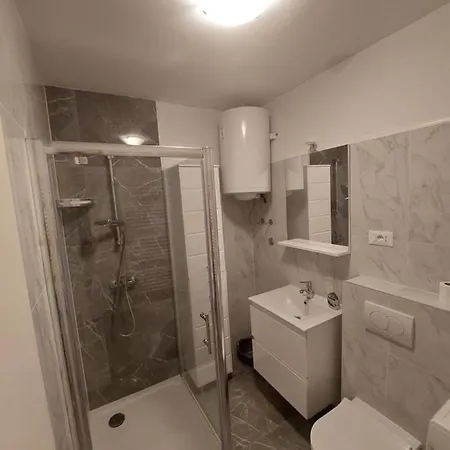 Duje Apartamento