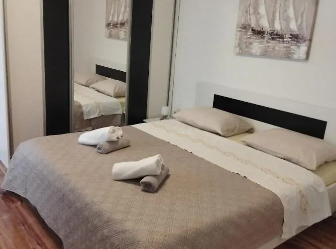 Duje Apartment